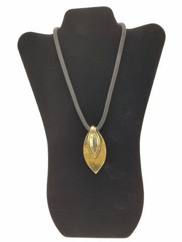 Woman Golden Leaf Long Pendant Necklace - mustulu.com