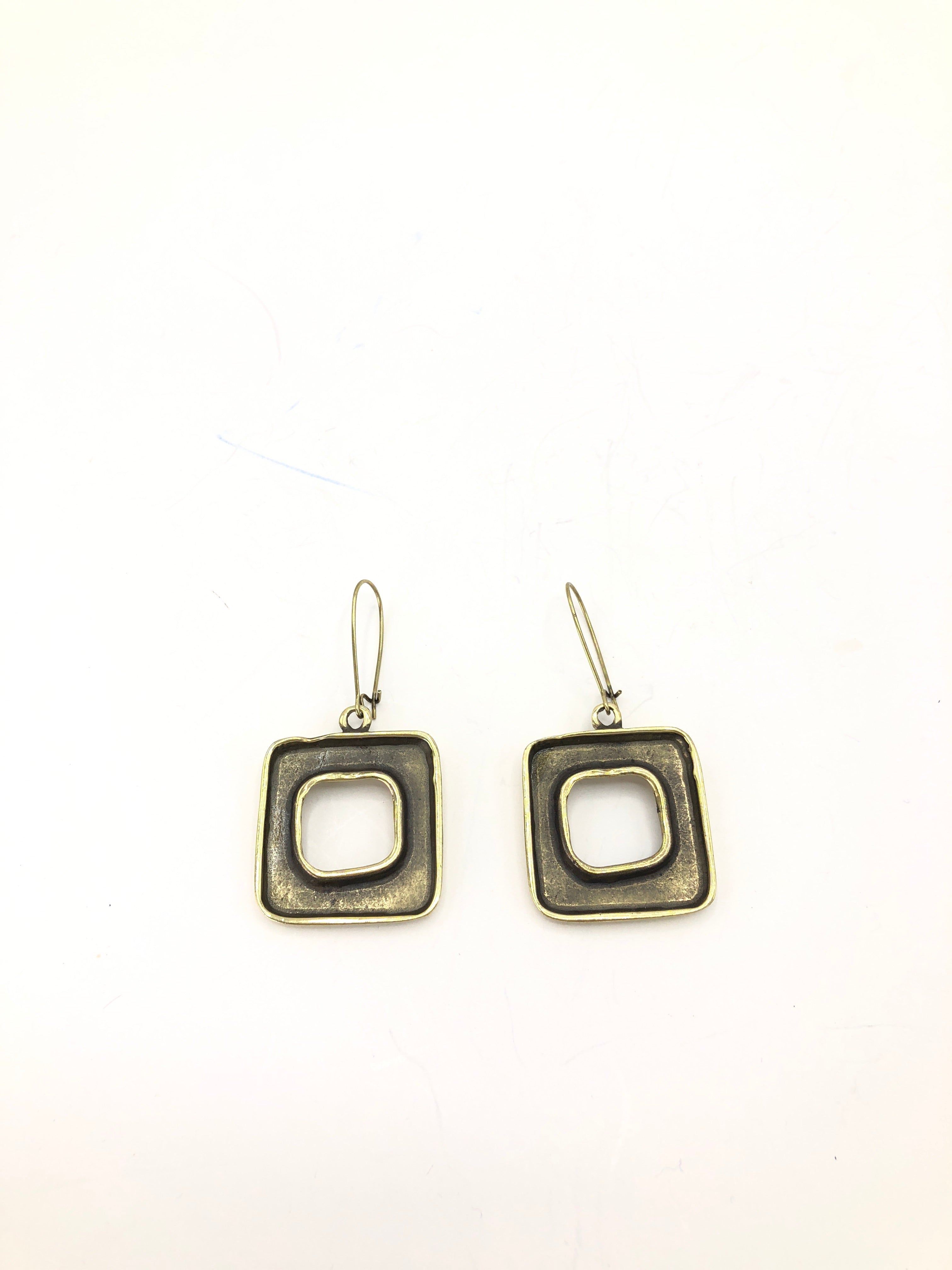 Earrings - mustulu.com